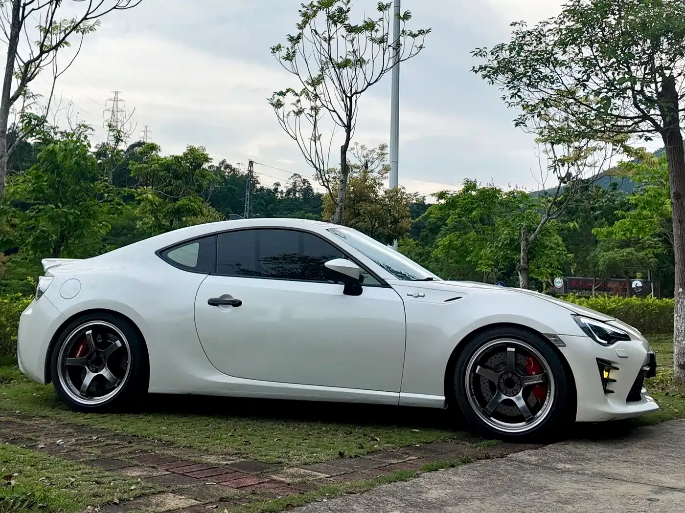 Toyota 86 2013 2.0L Automatic Luxury фото 54