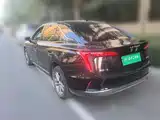 Photo 4 - Hongqi E-QM5