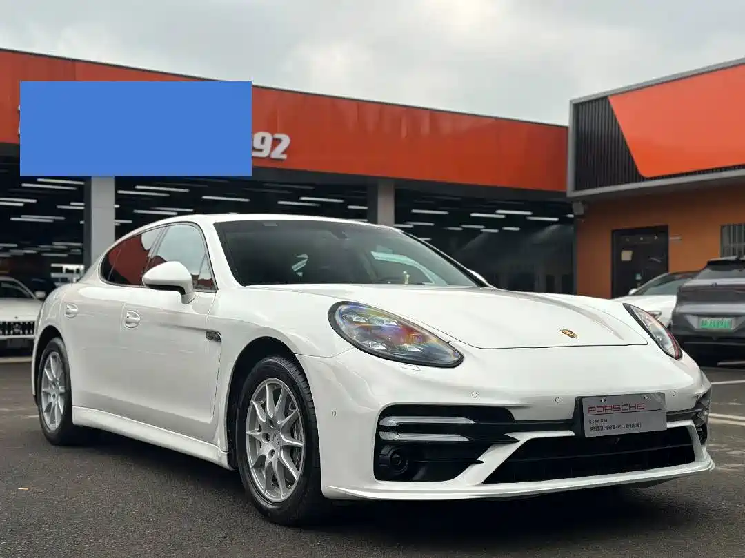 Porsche Panamera 2010 Panamera 4 3.6L фото 3