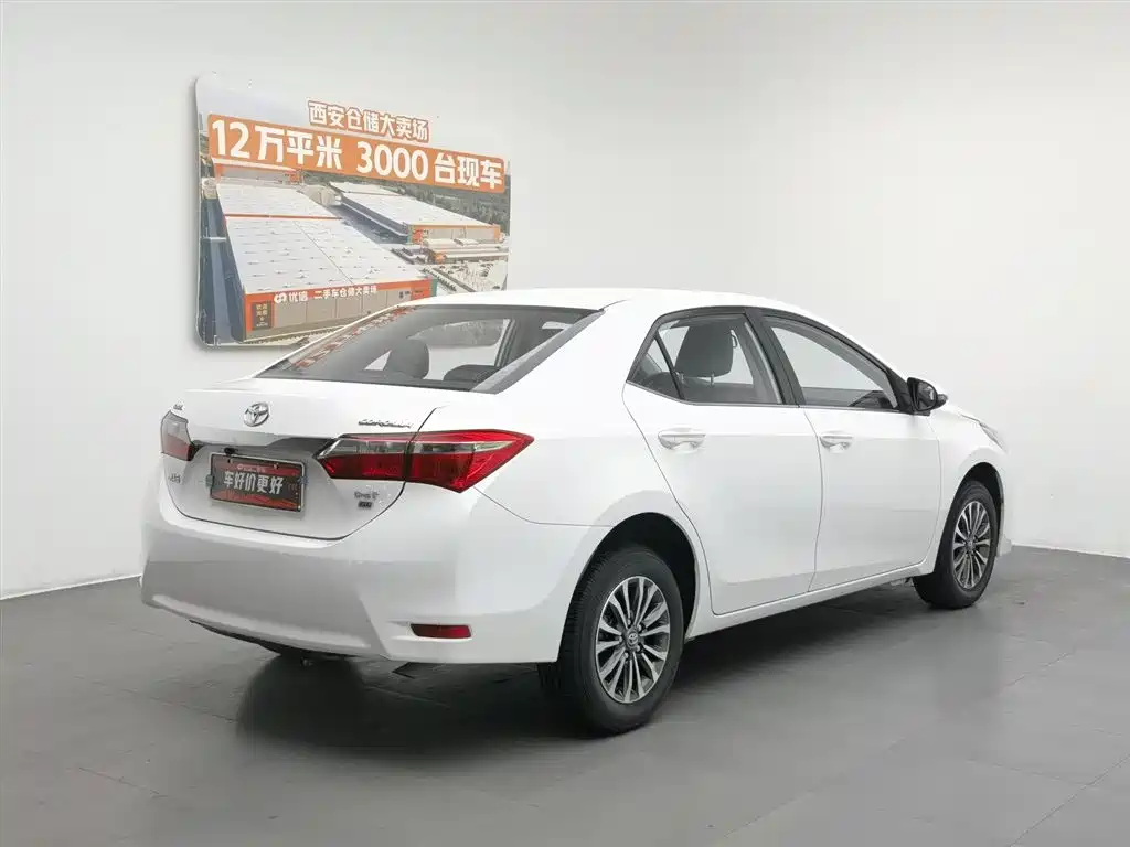 Toyota Corolla 2017 Facelift 1.2T S-CVT GL фото 2