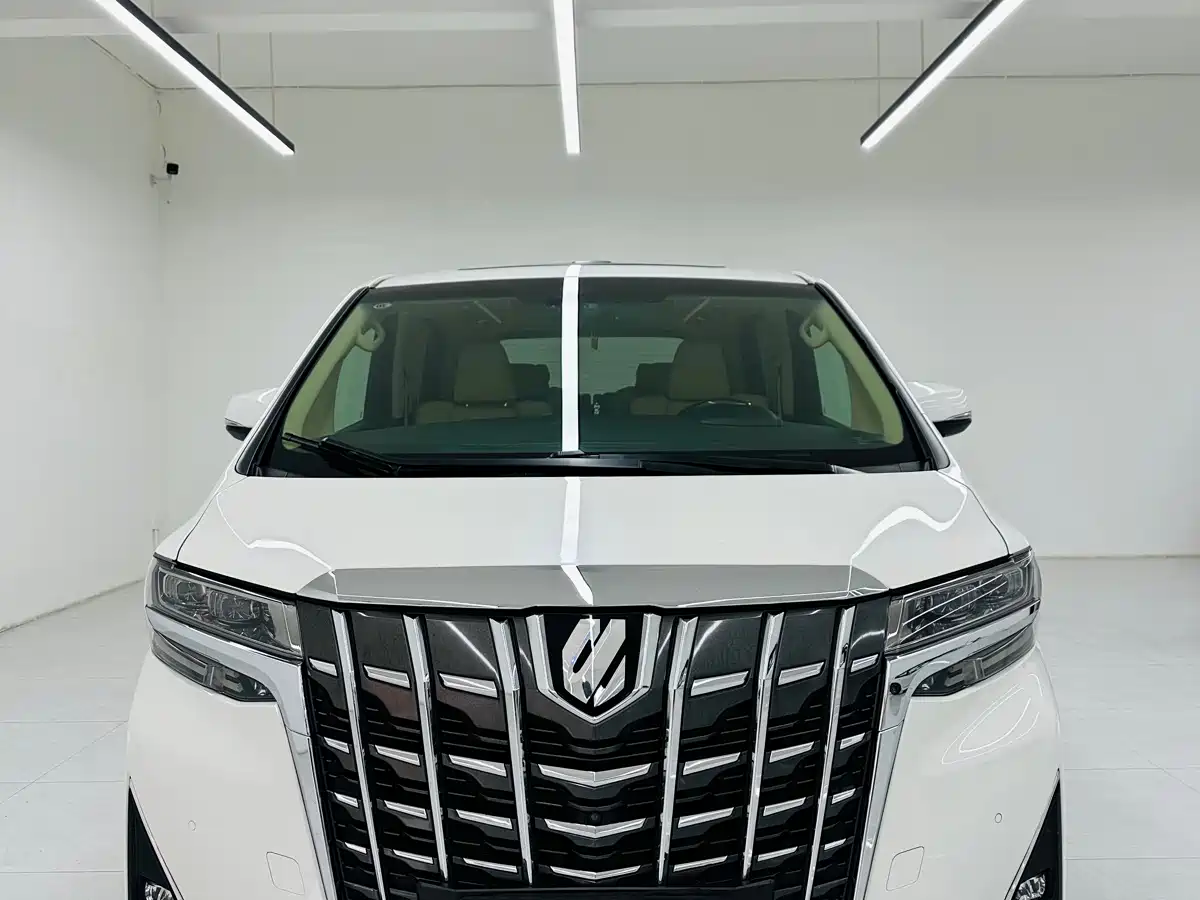 Toyota Alphard 2018 Facelift 3.5L Premium Edition фото 2