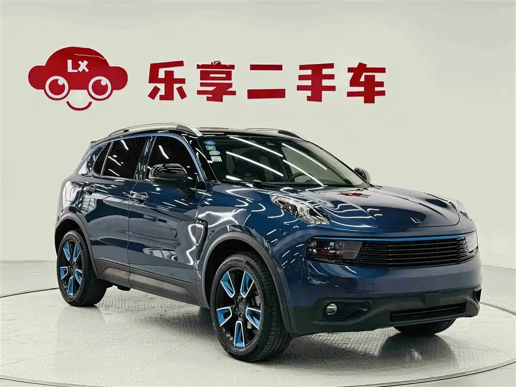 Lynk & Co 01 2017 2.0T 2WD Pro Shine Edition фото 7