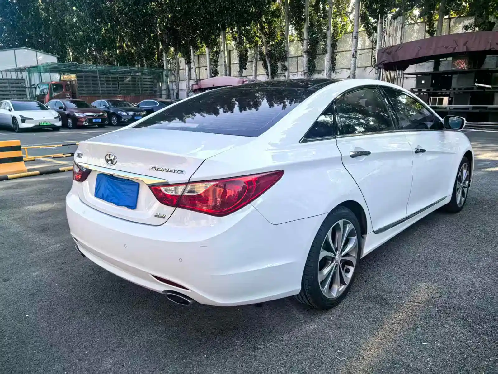 صورة 6 - Hyundai Sonata