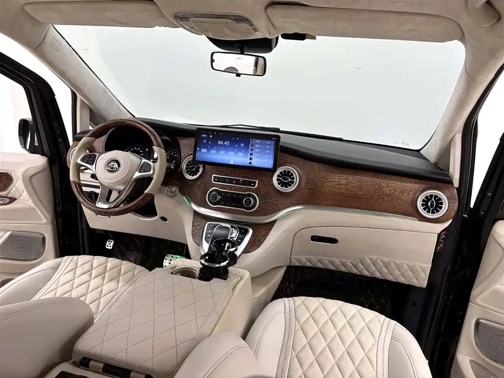 Mercedes-Benz Vito 2020 2.0T Business Edition (7-seater) фото 15