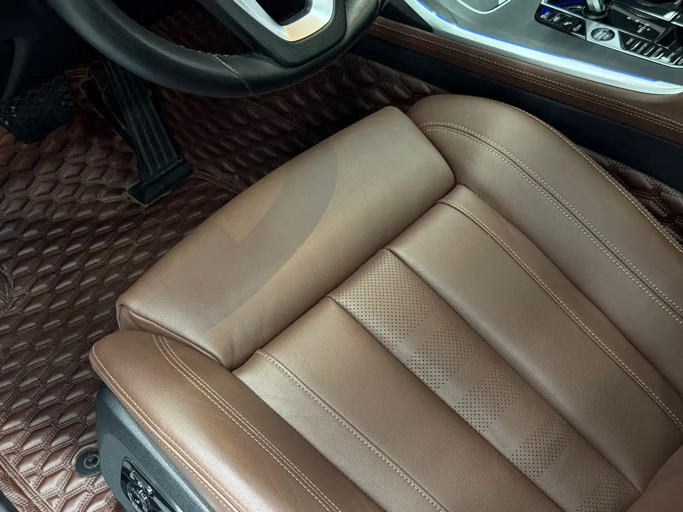 BMW X7 2020 xDrive40i Leading Luxury Package фото 39