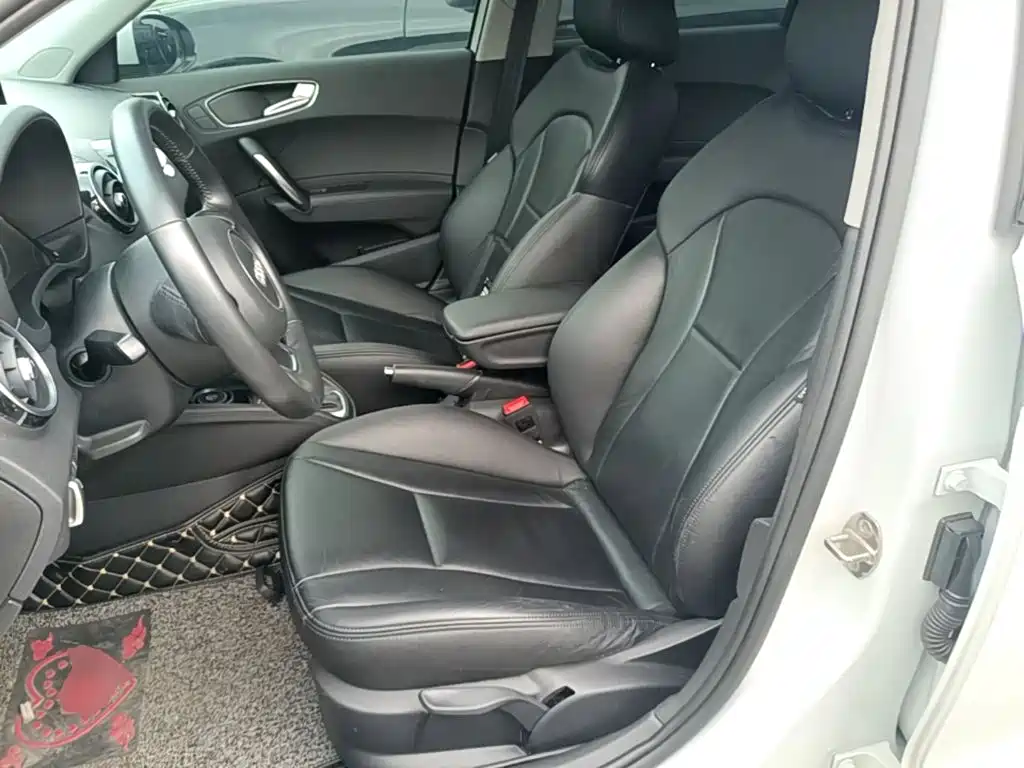 Audi A1 2016 2016 30 TFSI Sportback Design Style Edition