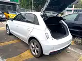 Фото 5 - Audi A1
