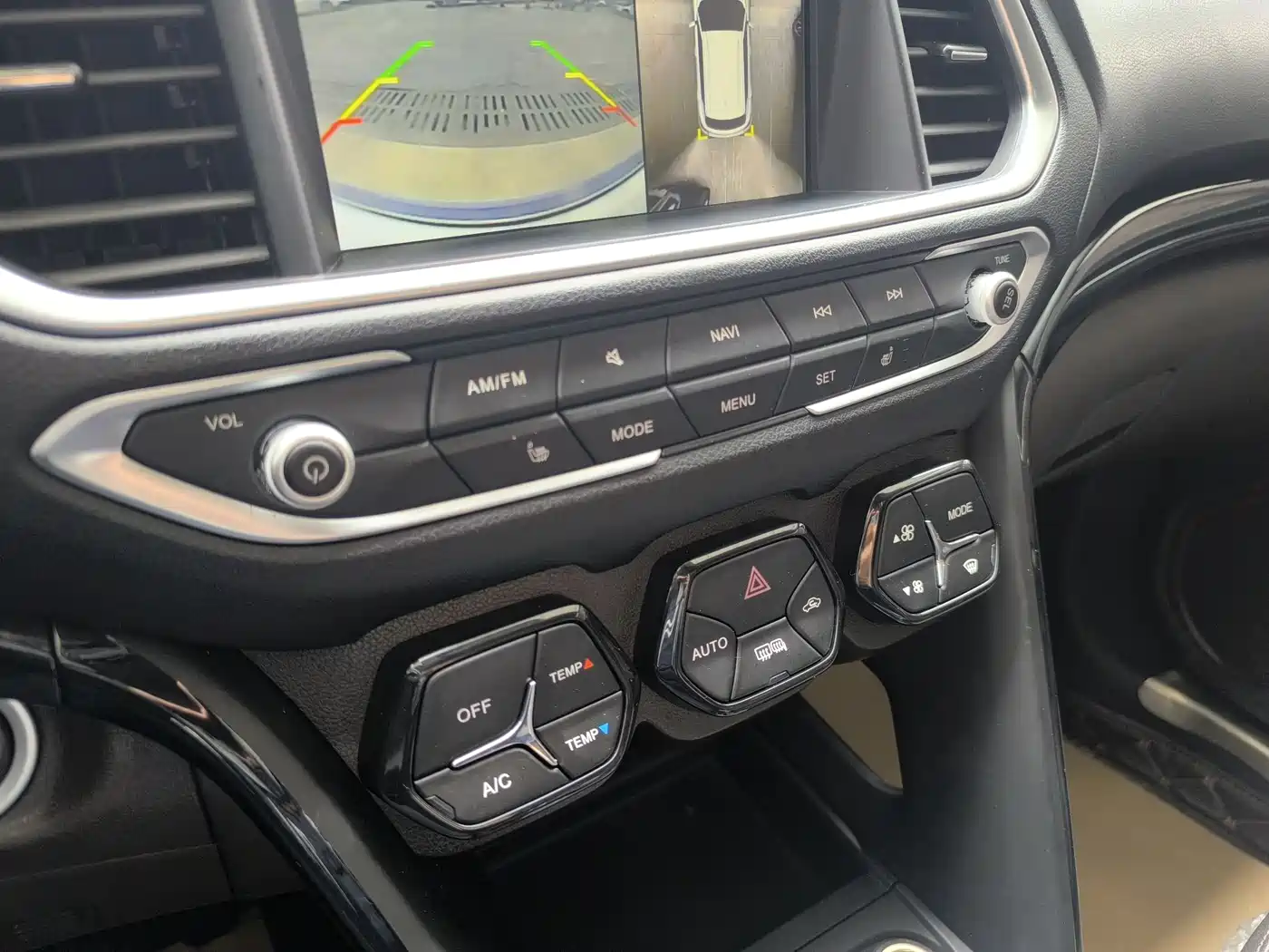 GAC Trumpchi Trumpchi GS4 2017 235T Automatic 2WD Luxury Smart Connected Edition фото 13