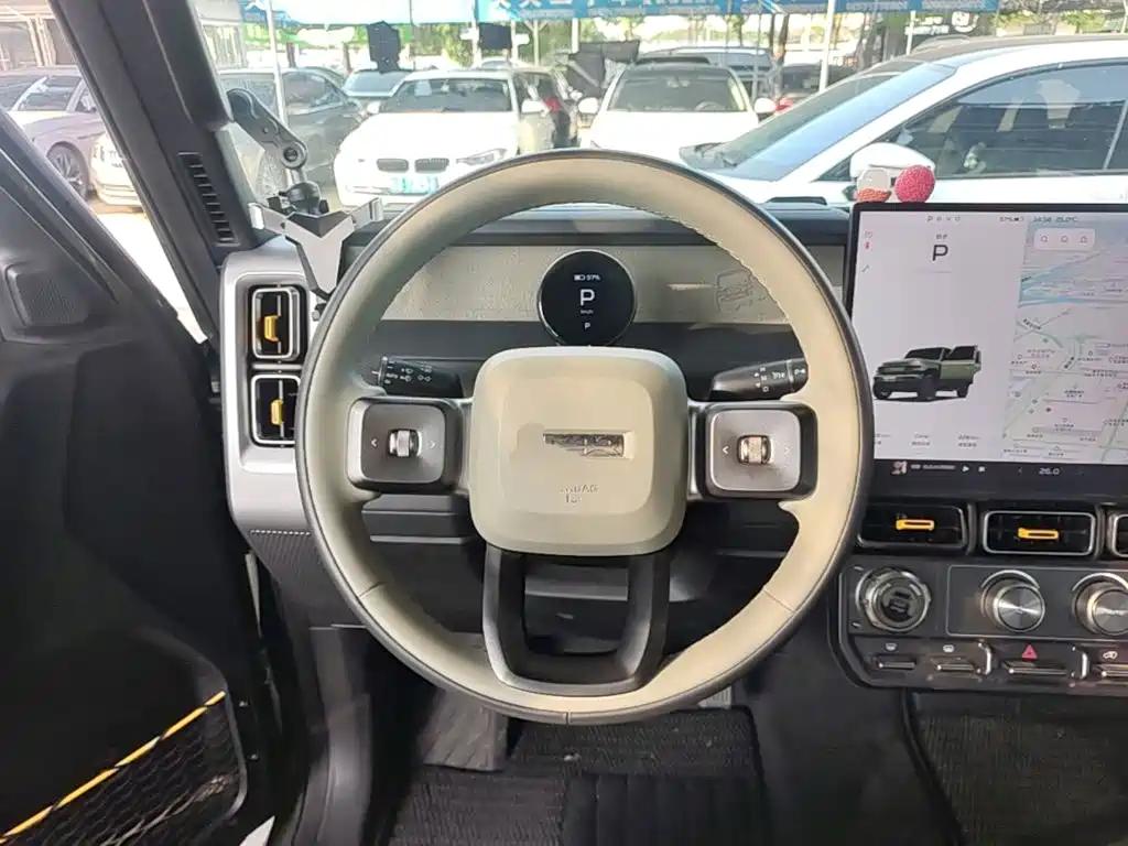 Фото 7 - iCAR V23