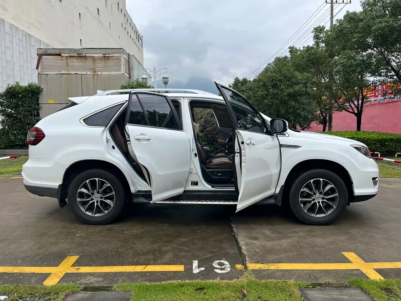 BYD S7 2017 2017 1.5T Manual Premium Model