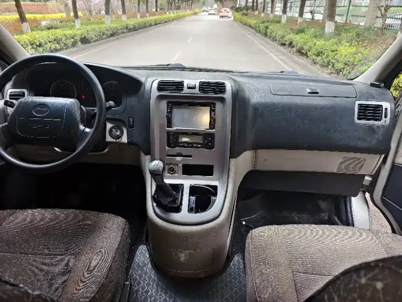 Jinbei Grace 2015 2016 2.0L Classic Luxury Long Wheelbase 9-seater