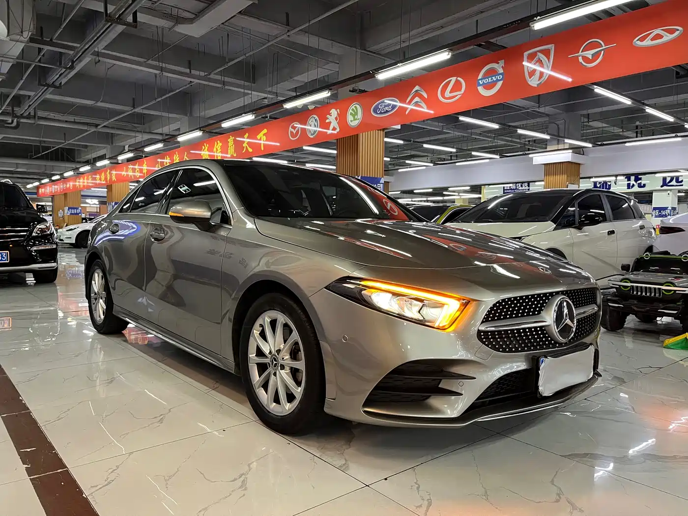 Mercedes-Benz A-Class 2020 Facelift A 200 L Sport Sedan Fashion фото 6