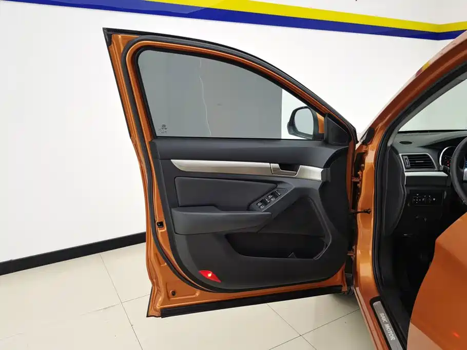 BAIC Senova X65 2015 2015 2.0T Manual Elite