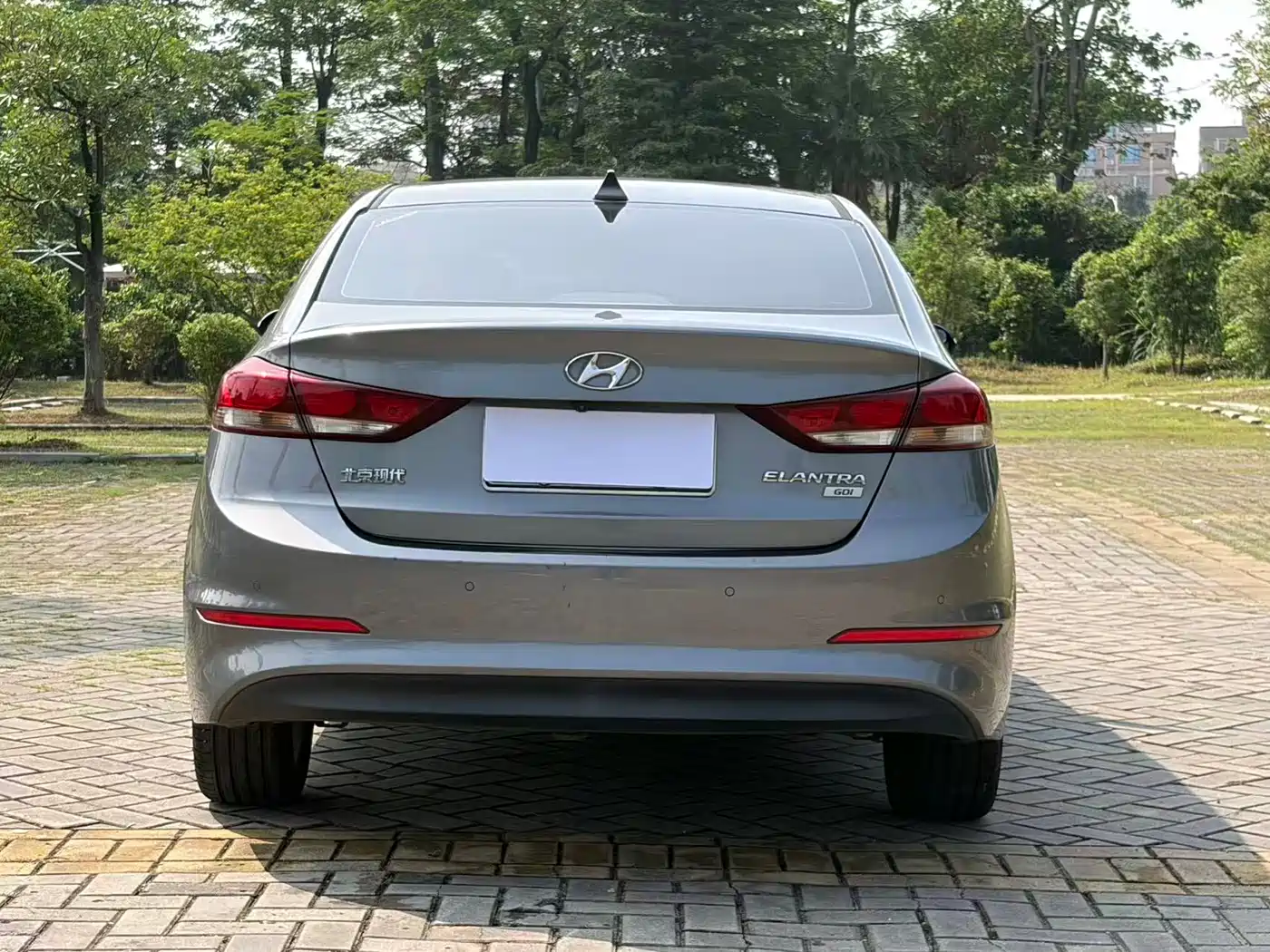 Hyundai Elantra 2018 1.6L Automatic 15th Anniversary Special Edition фото 6