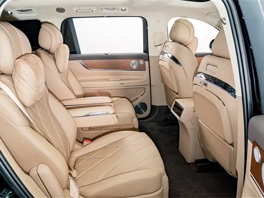 AITO Wenjie AITO M9 2025 Extended Range Ultra 52kWh 6-Seater фото 28