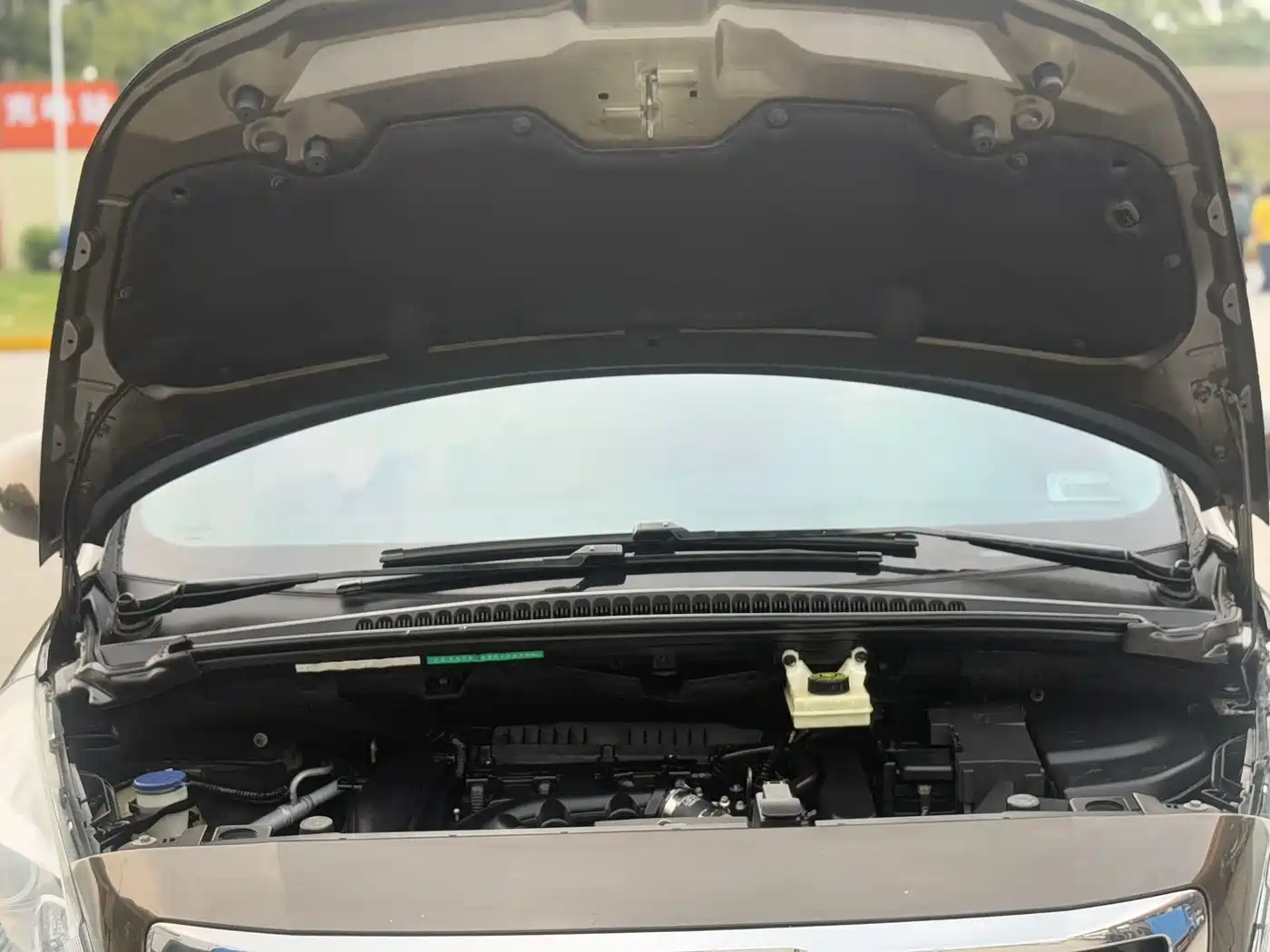 Peugeot 3008 2016 1.6THP Automatic Classic Edition фото 24