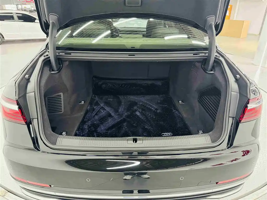 Audi A8 2023 A8L 55 TFSI quattro Flagship фото 23