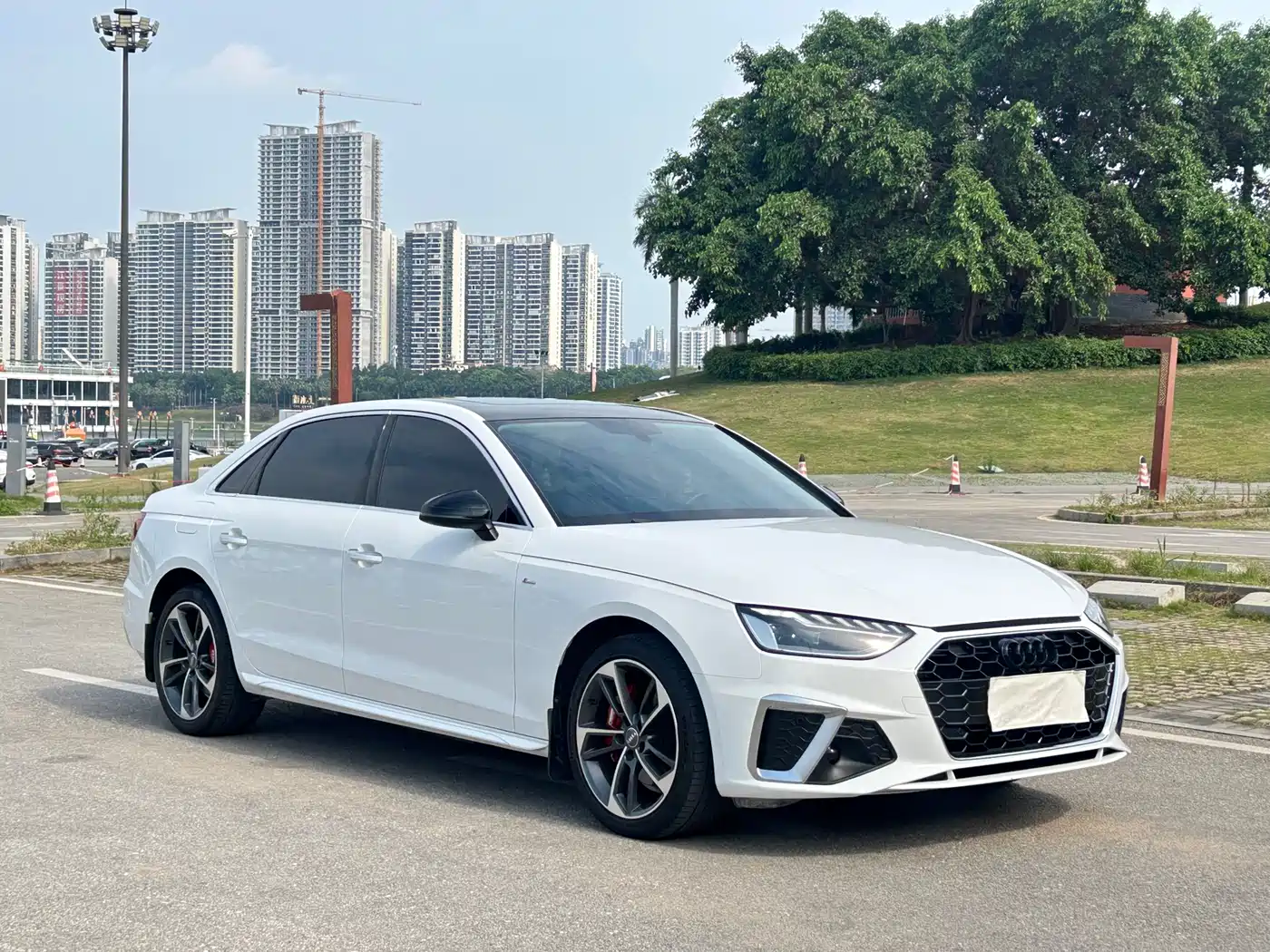 Audi A4L 2020 40 TFSI Fashion Dynamic Edition фото 8