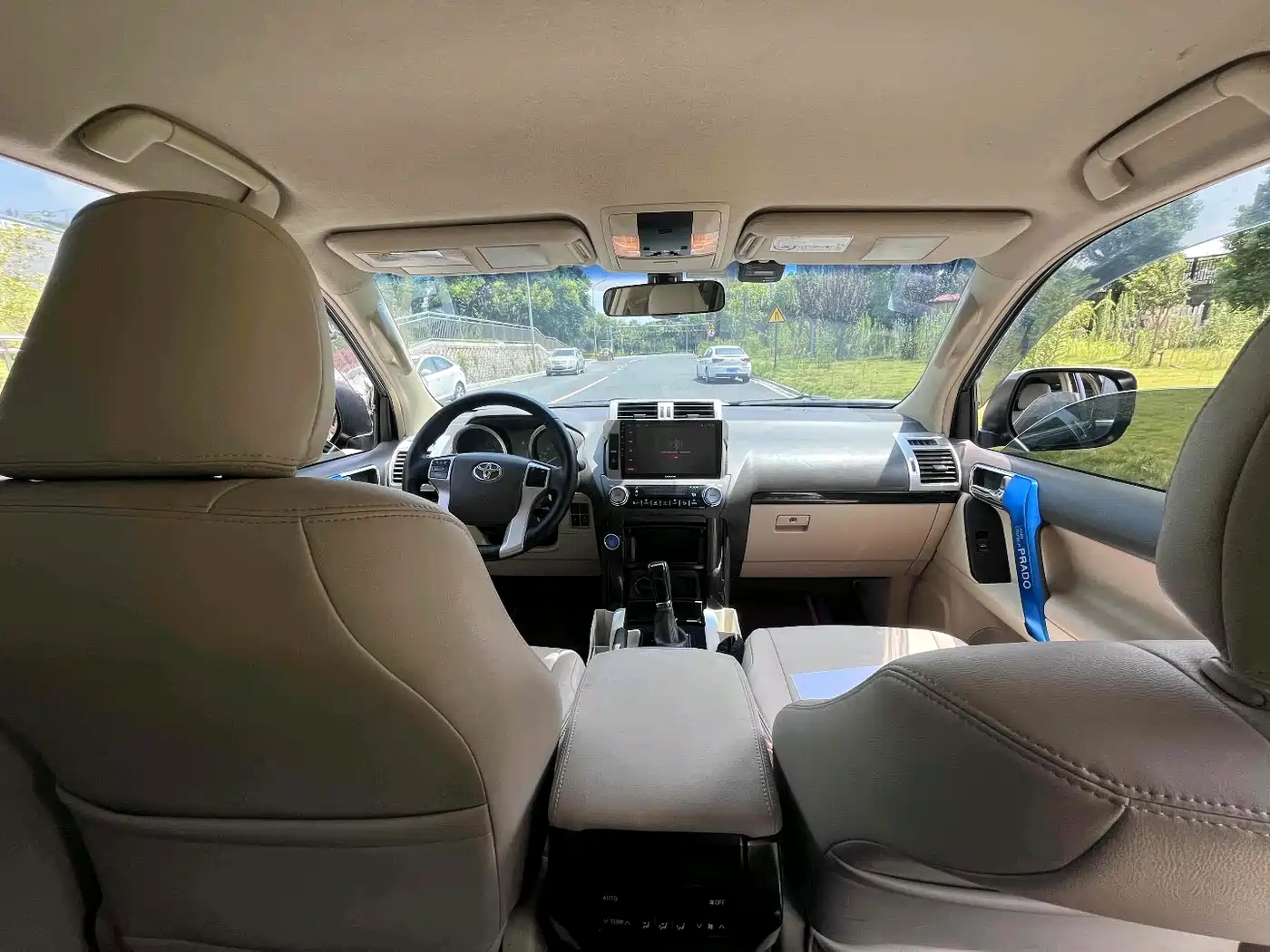 Toyota Prado (Import) 2014 2.7L Automatic Luxury фото 10