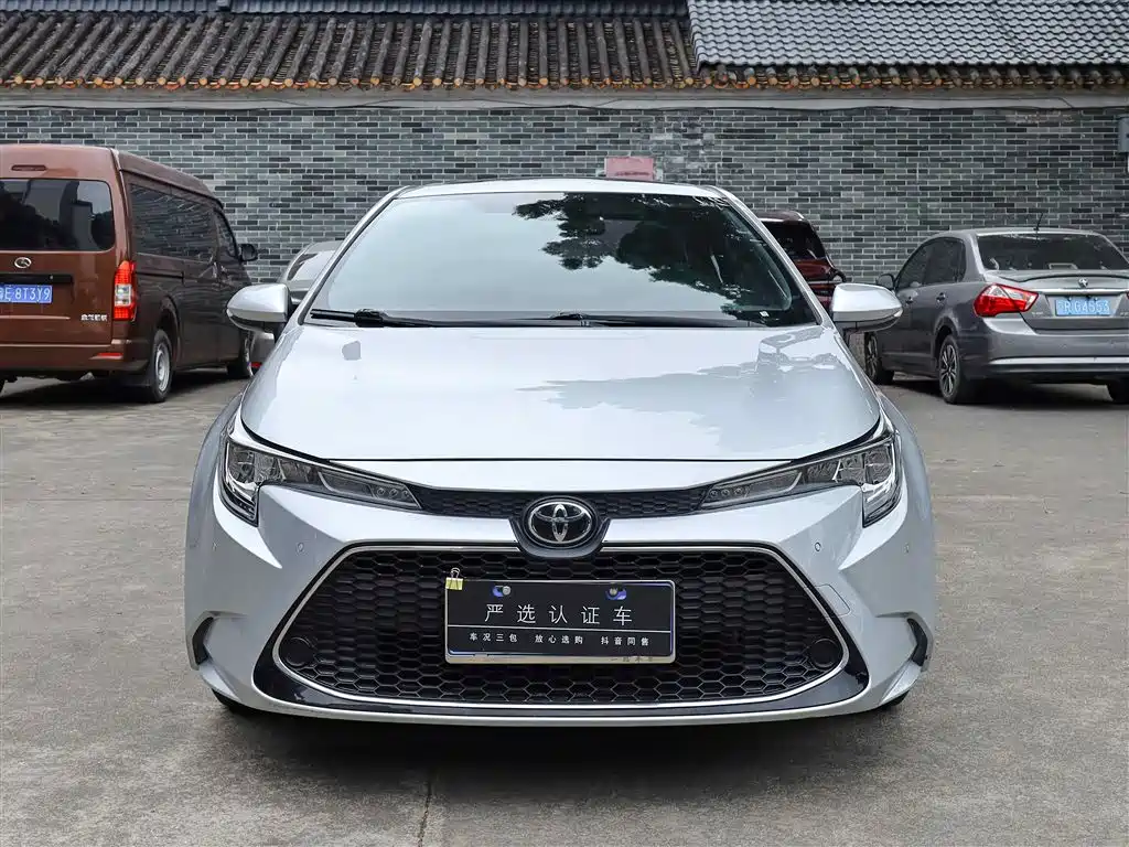 Toyota Levin 2021 185T CVT Luxury Edition фото 2