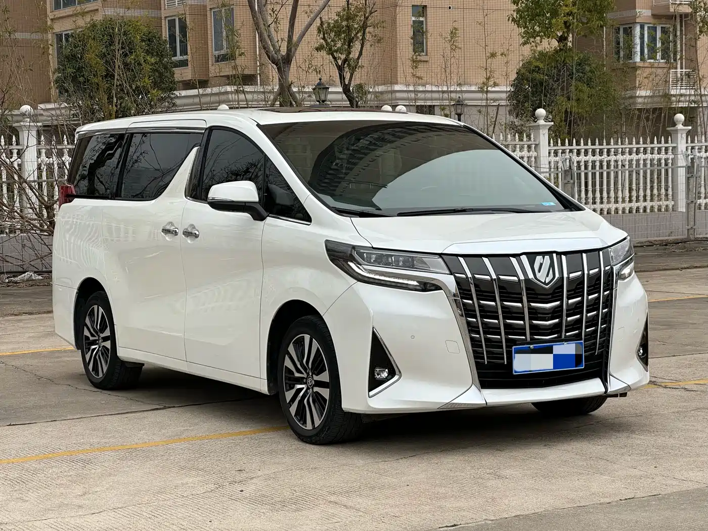 Toyota Alphard 2018 Facelift 3.5L Premium Edition фото 3