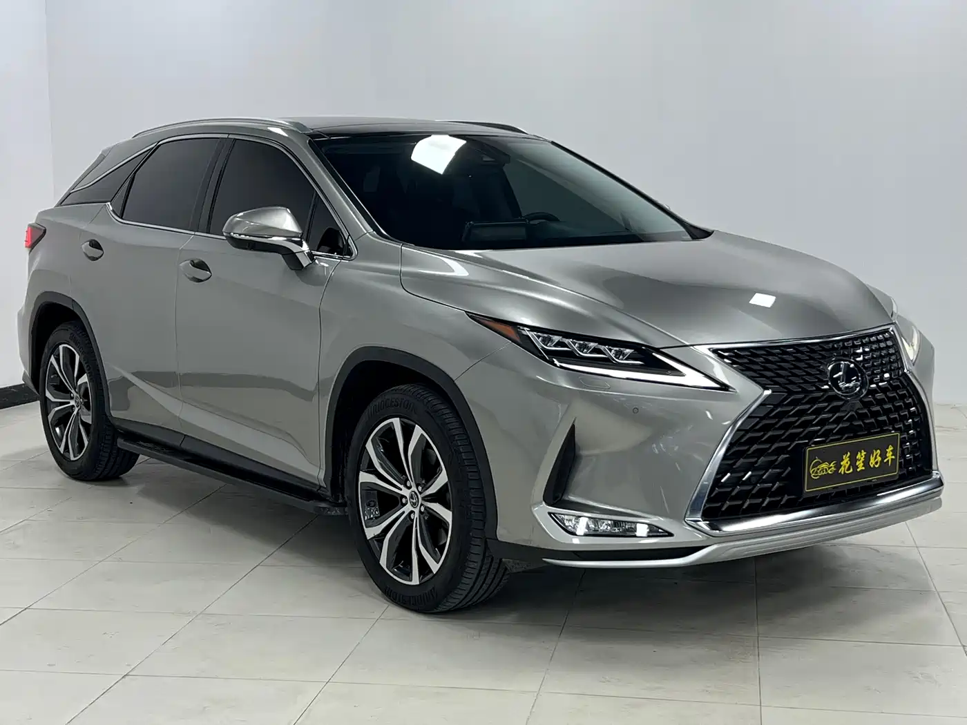 Lexus RX 2020 300 4WD Elegance Edition China VI фото 3