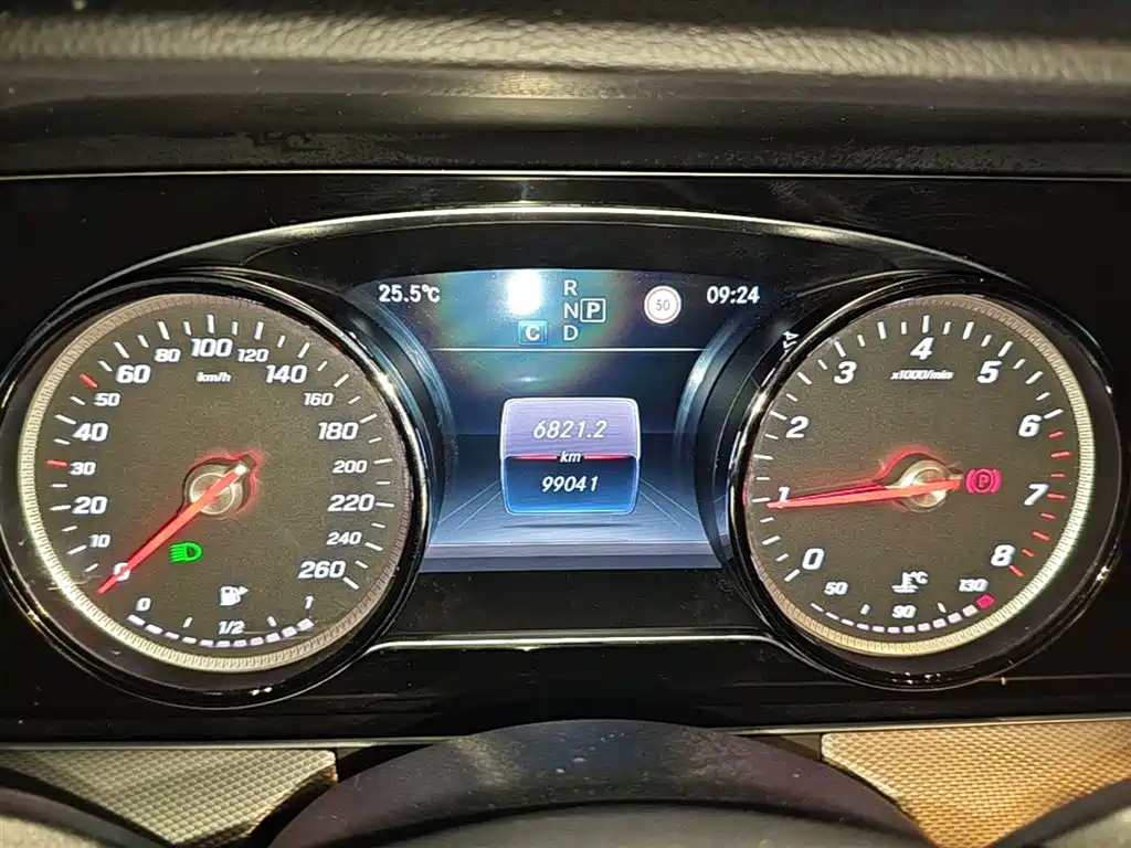 Mercedes-Benz E-Class 2017 E 200 Sport фото 12