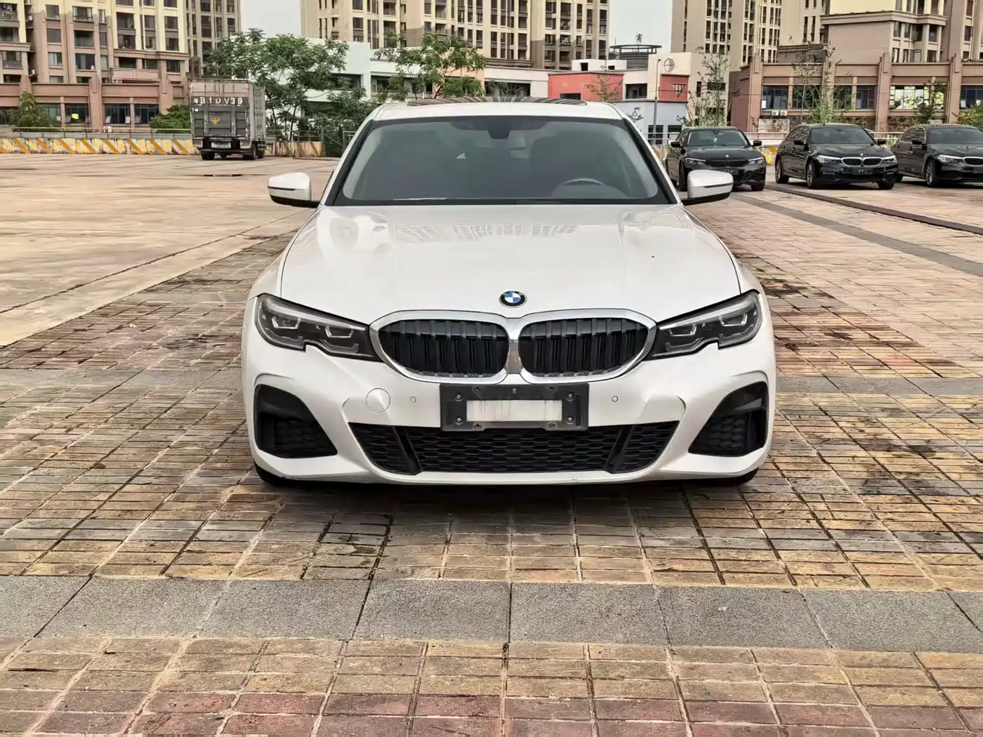 BMW 3 Series 2022 320Li M Sport Package фото 2