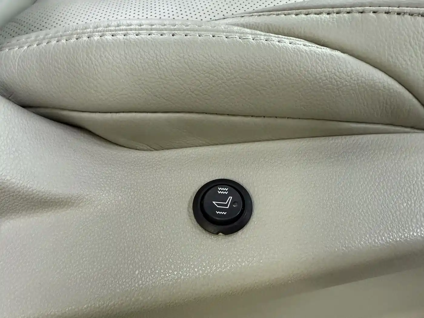 Buick GL8 2018 ES 28T Comfort Type China VI фото 37