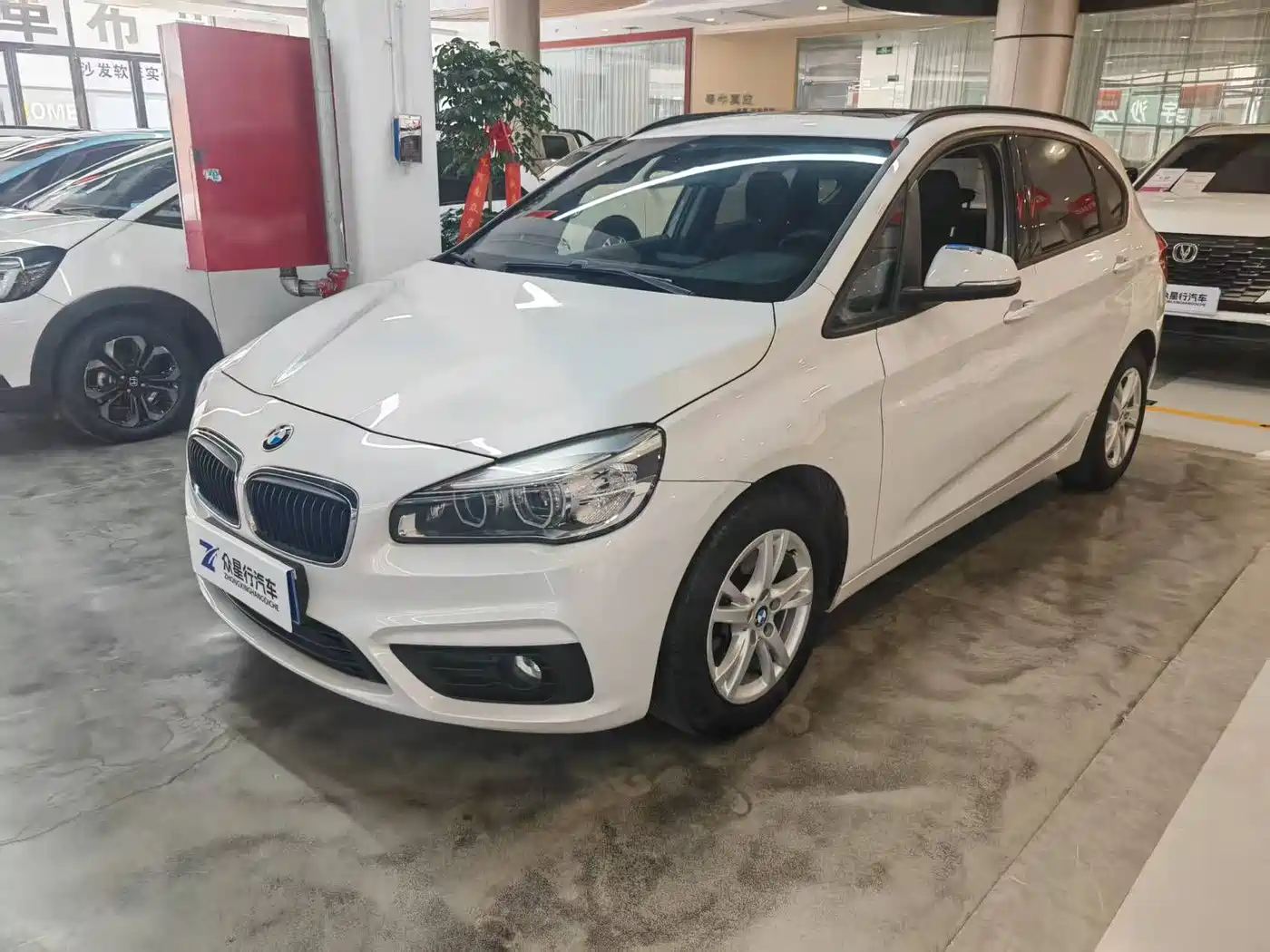 BMW 2 Series Touring 2016 218i Leading