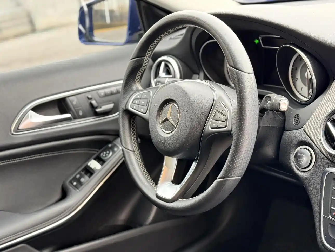 Mercedes-Benz GLA 2016 GLA 200 Dynamic фото 16