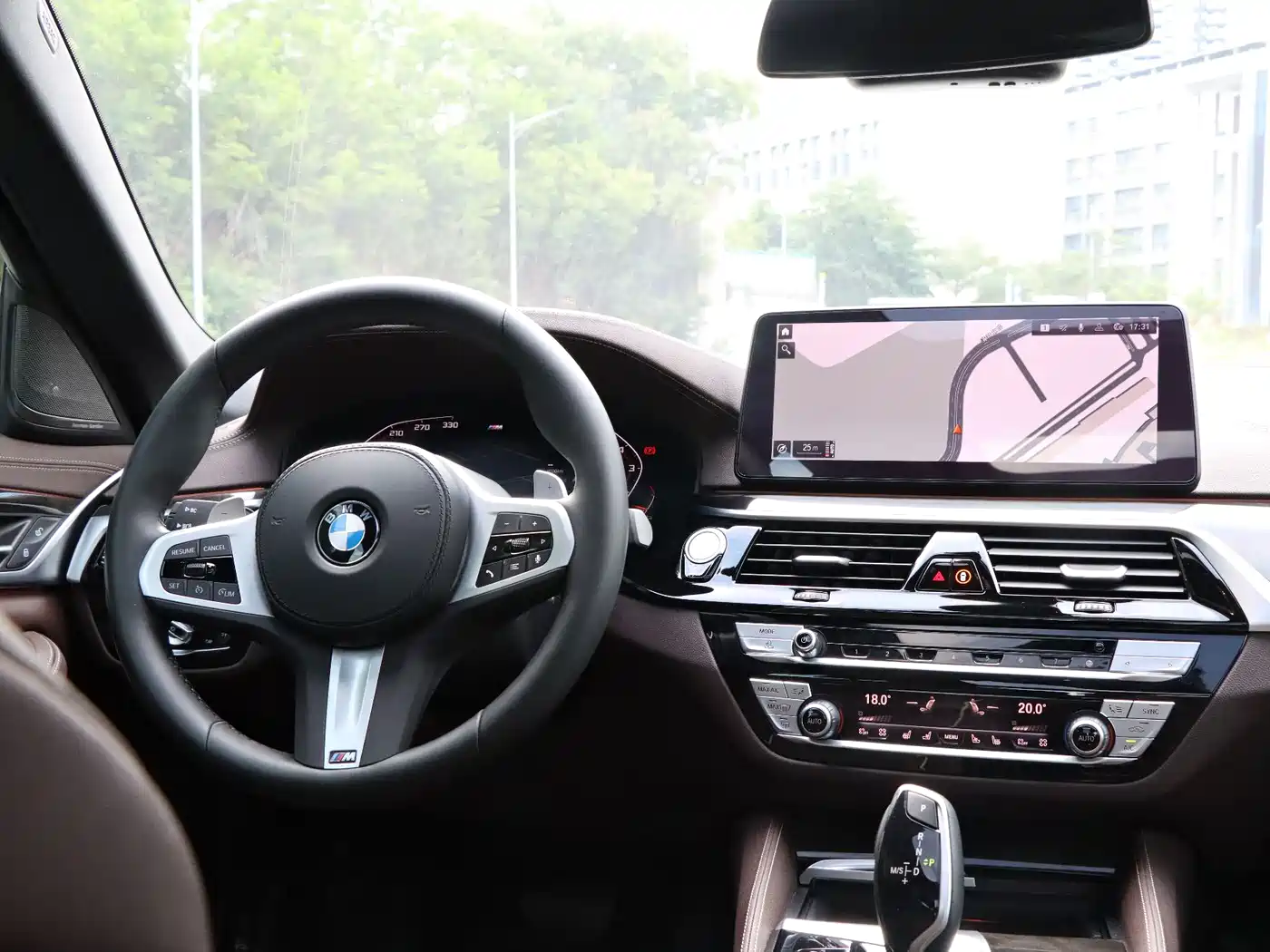 BMW 5 Series 2022 530Li Exclusive M Sport Package фото 14