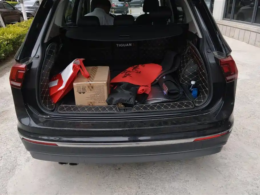 Volkswagen Tiguan L 2019 330TSI Auto 2WD Smart Luxury Edition China V фото 4