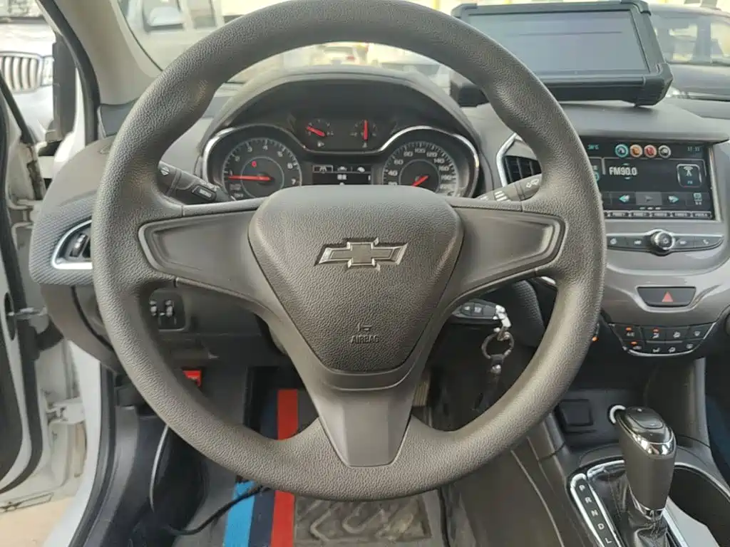 Chevrolet Cruze 2019 2018 Redline 320 Automatic Pioneer Edition