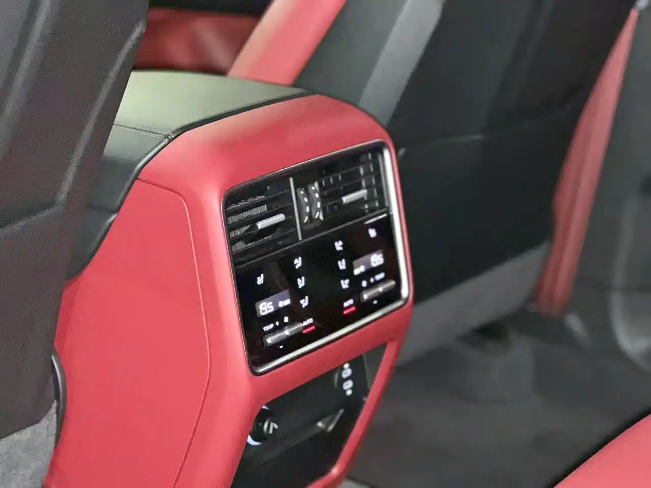 PORSCHE CAYENNE NEW ENERGY