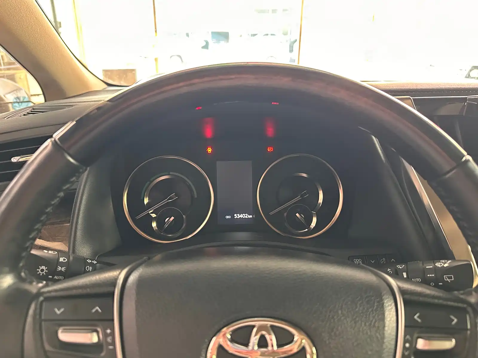 Фото 10 - Toyota Vellfire