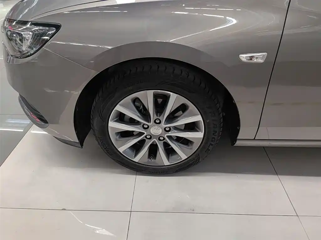 Buick GL6 2019 18T 6-seat Connected Luxury China VI фото 25