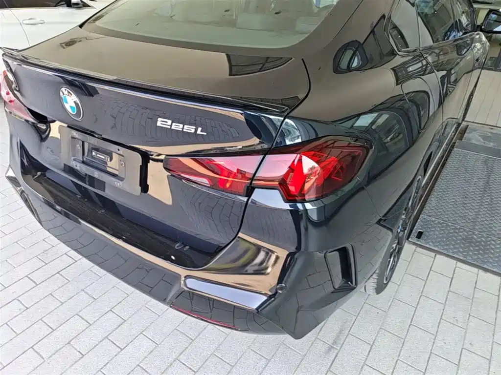 BMW 2 Series 2025 225L M Sport Moonlight Package фото 8