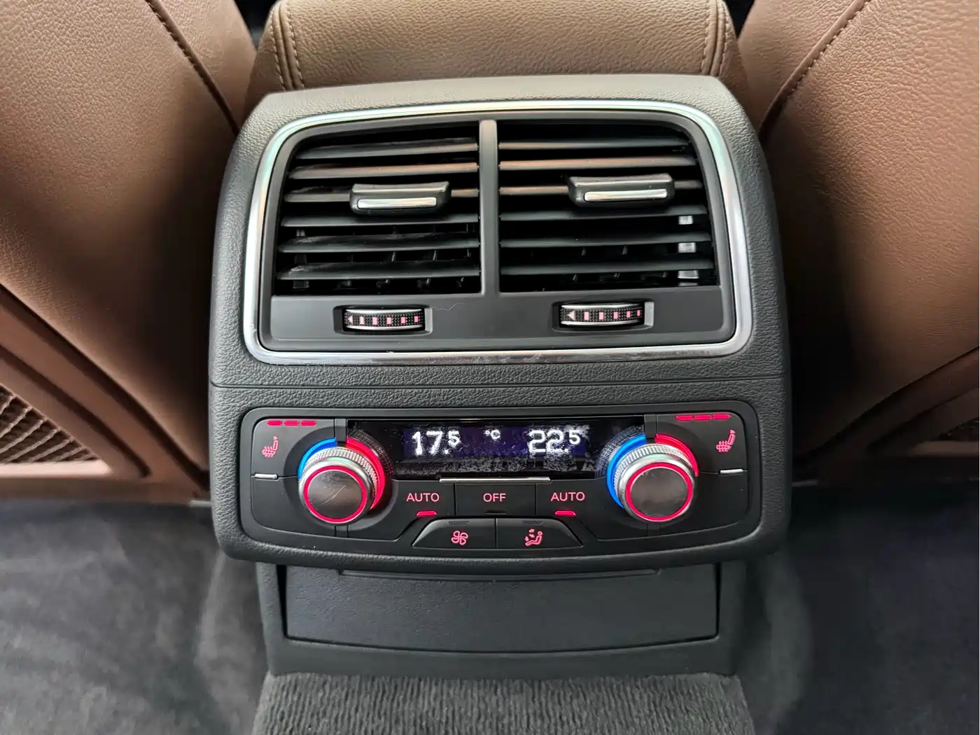 Audi A6L 2016 30 FSI Comfort фото 18