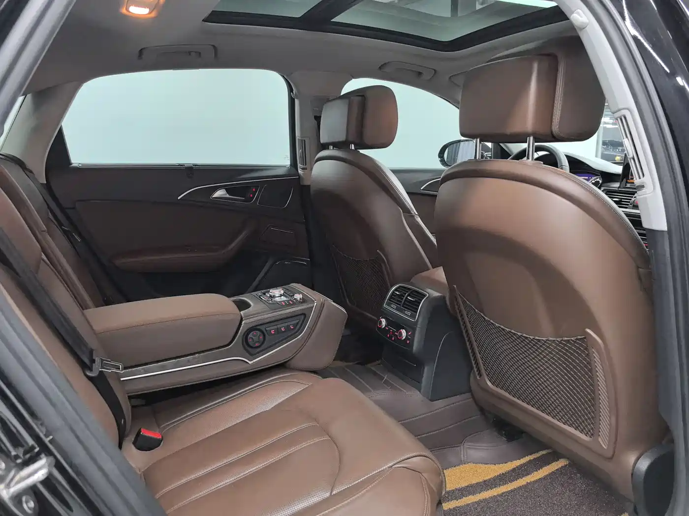 Audi A6L 2016 50 TFSI quattro Luxury фото 7