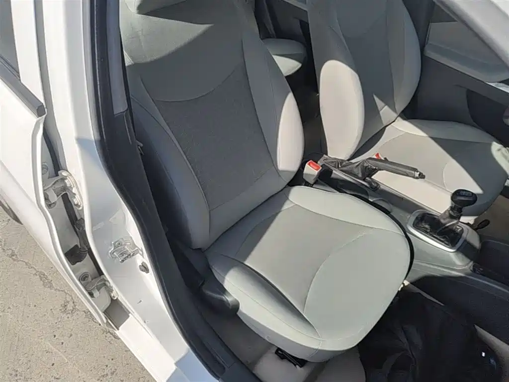 Chevrolet Sail 2018 Sail 3 1.3L Manual Comfort Sunroof фото 25