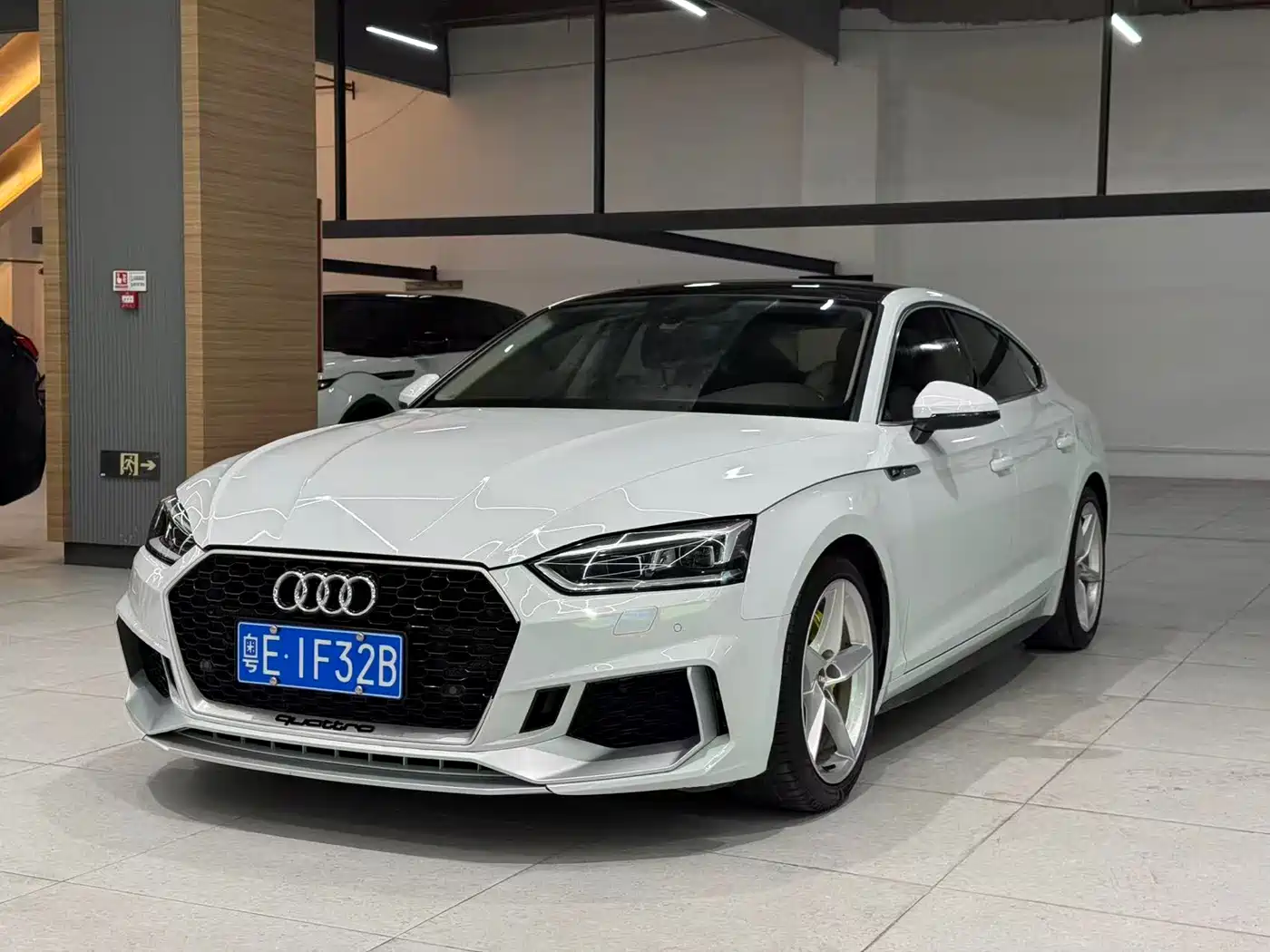 Audi A5 (Import) 2017 Sportback 40 TFSI Fashion фото 2