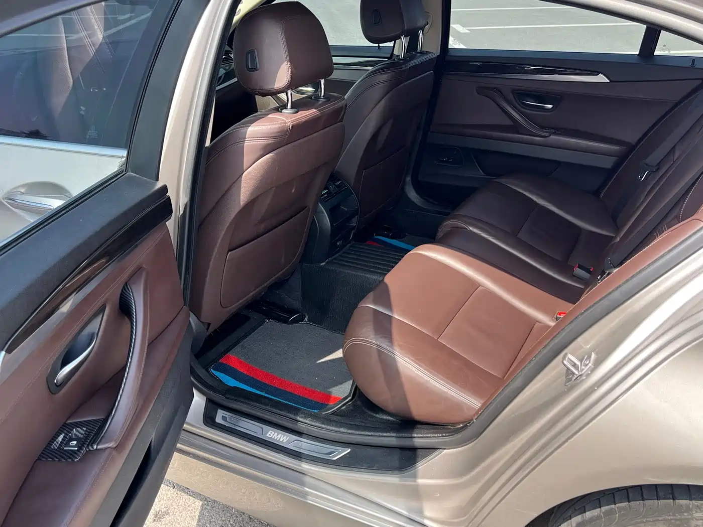 BMW 5 Series 2014 525Li Luxury Design Package фото 9