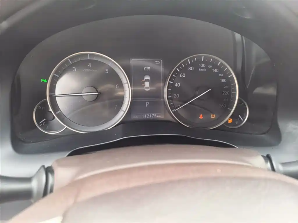 Lexus ES 2015 200 Elite Edition фото 12