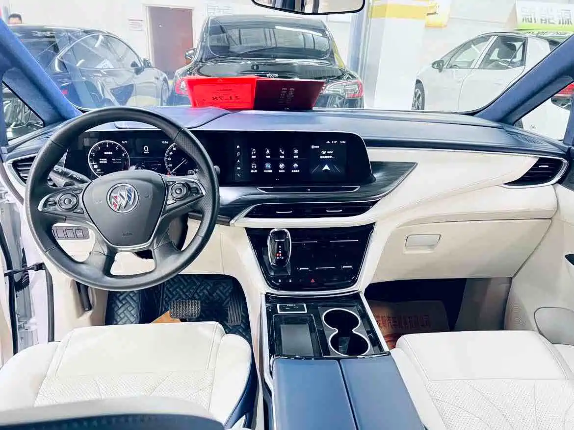 Buick GL8 2021 ES Landlord 653T Comfort фото 9