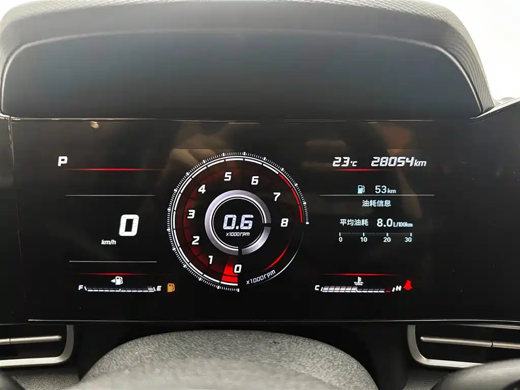 Hyundai Elantra 2021 1.5L CVT LUX Premium Edition фото 12