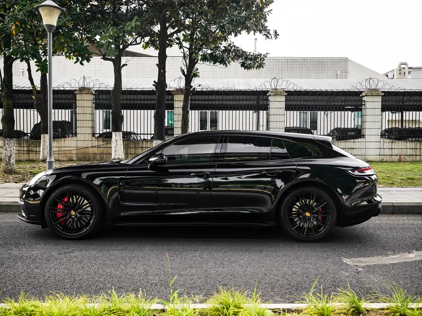 Porsche Panamera 2019 Panamera 4 Sport Turismo 2.9T фото 2