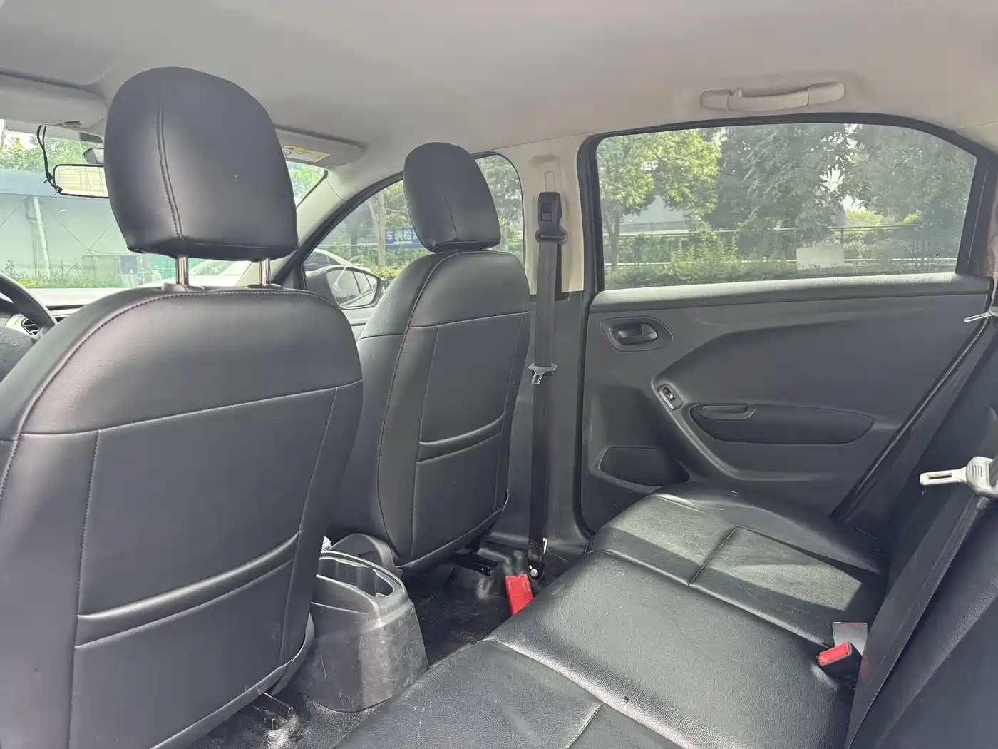 Peugeot 301 2015 2014 1.6L Automatic Comfort Edition