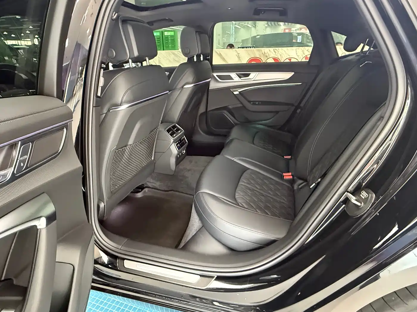 Audi A6L 2026 Model Year 45 TFSI Premium Dynamic фото 13