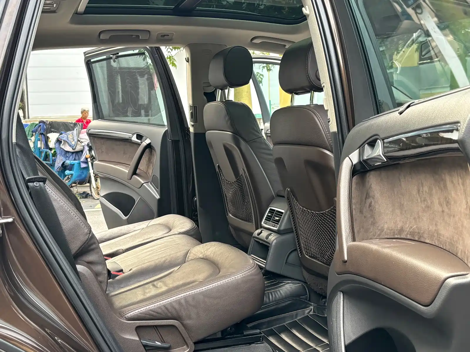 Фото 9 - Audi Q7